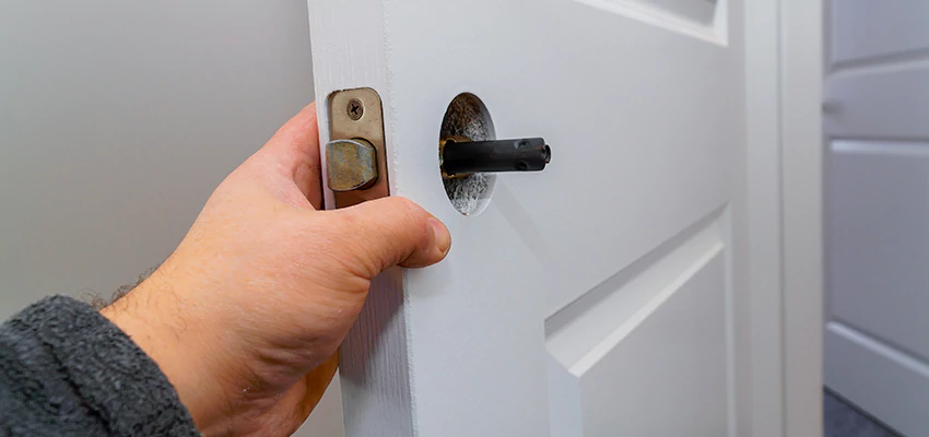 Nighttime Locksmith For Lock Repair in Mendota, CA