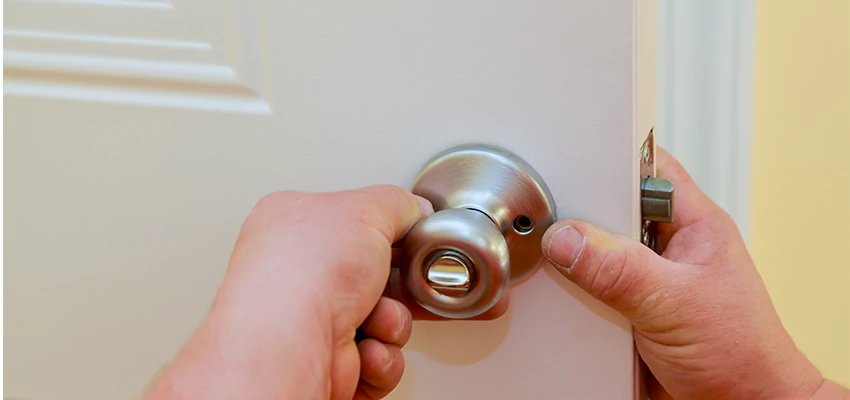 After-hours Locksmith For Lock And Key Installation in Mendota, CA